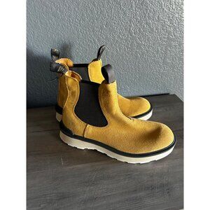 NWOT SOREL Hi-Line Chelsea Women's Waterproof Suede Boots SIZE 8